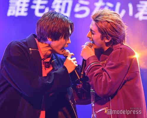 小関裕太ら「チーム・ハンサム!」“ゼロ距離”で絆見せる 思いやり溢れる演出&圧倒的な表現力で伝えるファンへの感謝<ハンサムライブ2022>