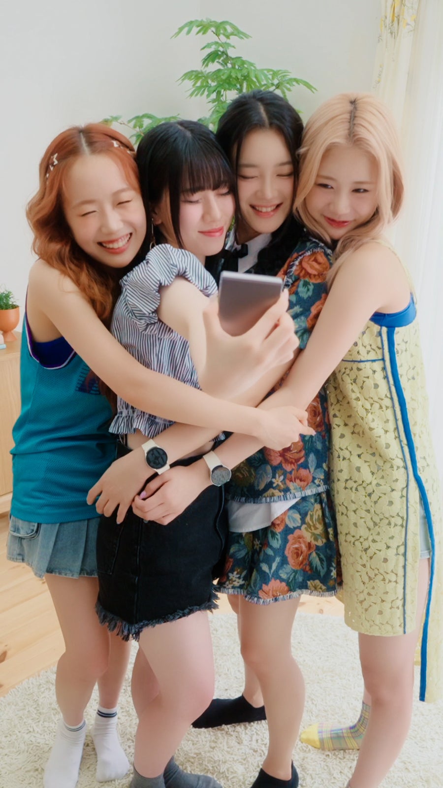 ME:I（提供写真）