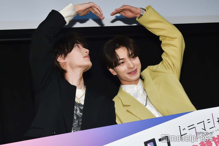 木村慧人のハートに合わせてあげる山中柔太朗(C)モデルプレス