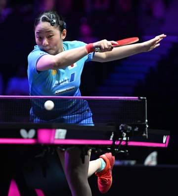 張本美和が逆転勝ちで涙の初戦突破！「ドローが出た時から不安だった」カットマン橋本帆乃香との日本人対決でフルゲーム激闘制し声震わせる 1-2追い込まれるも執念の2ゲーム連取