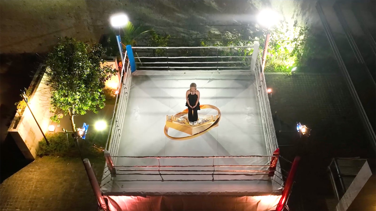 「LOVE RING」6話より
（C）DMM TV