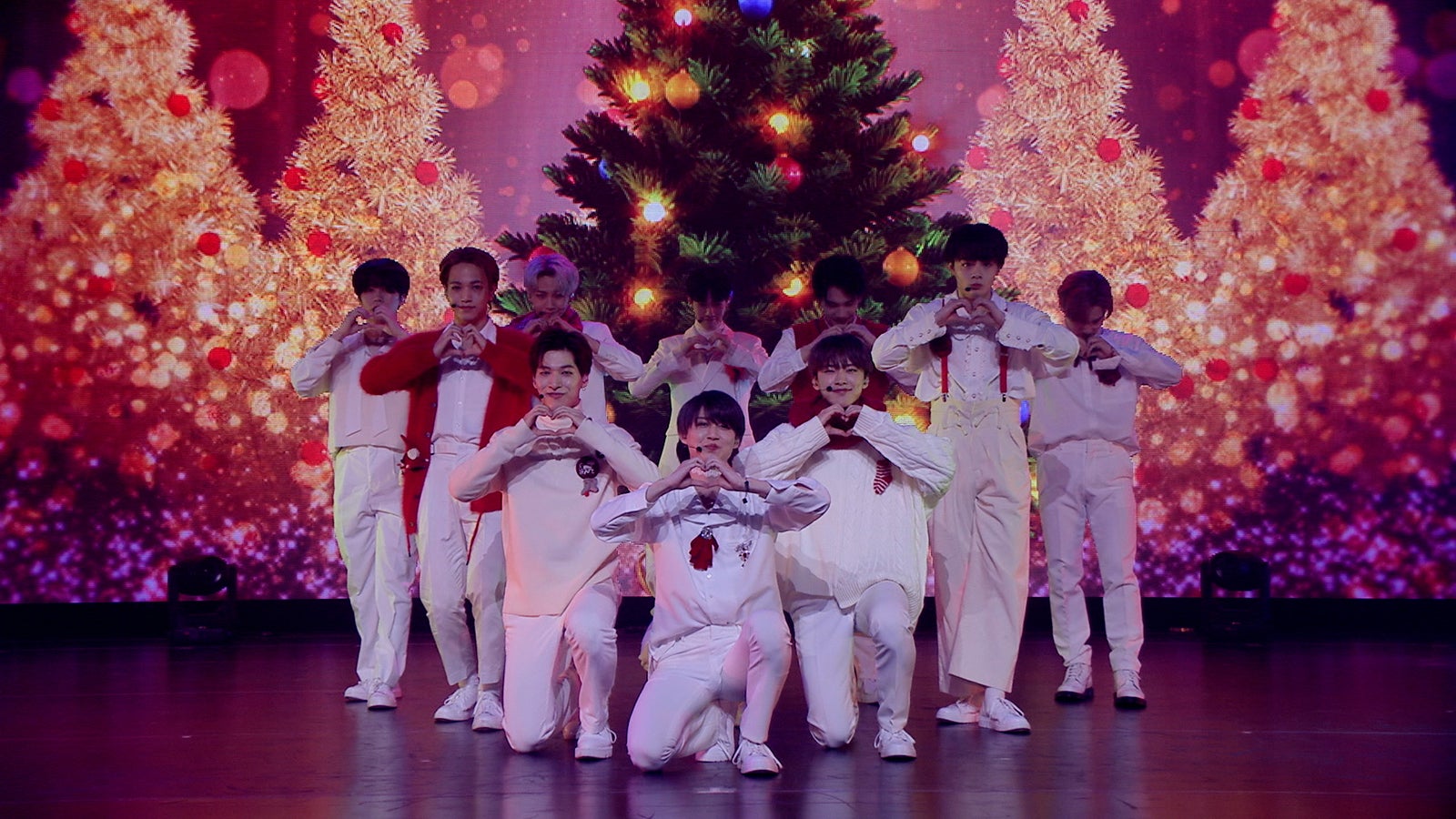 JO1／「JO1 1st Live Streaming Concert『STARLIGHT』」（C）LAPONE ENTERTAINMENT