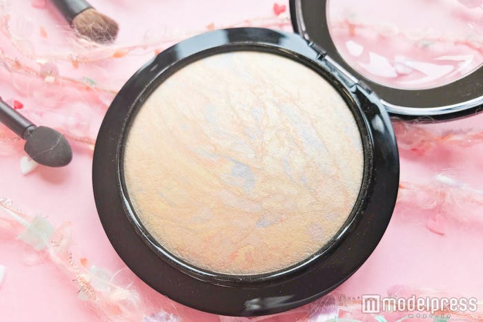 【M・A・C】「ミネラライズ スキンフィニッシュ “ライトスカペード”」(C)モデルプレス