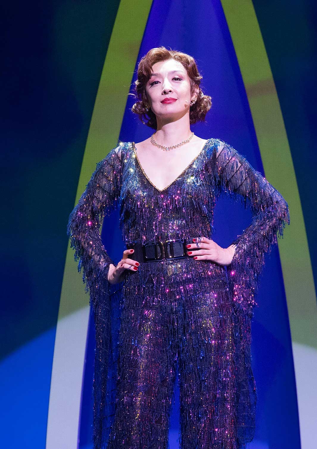 草刈民代「The PROM」オフィシャル舞台写真／撮影：引地信彦、NAITO