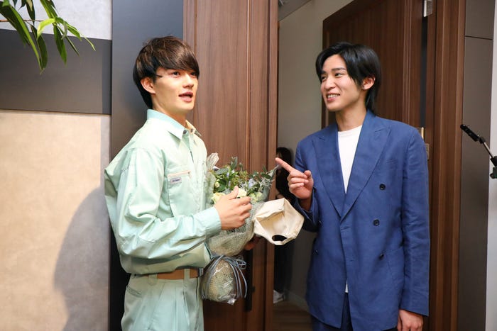 佐野勇斗、目黒蓮(C)TBS