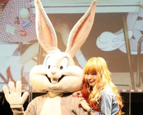 益若つばさ、離婚発表後初登場 ファンにコメント