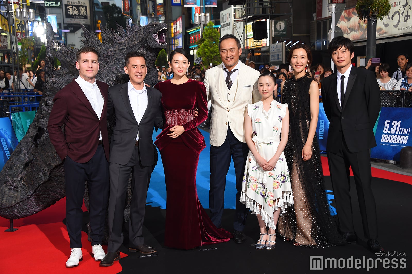 （左から）ザック・シールズ、マイケル・ドハティ監督、チャン・ツィイー、渡辺謙、芦田愛菜、木村佳乃、田中圭（C）モデルプレス