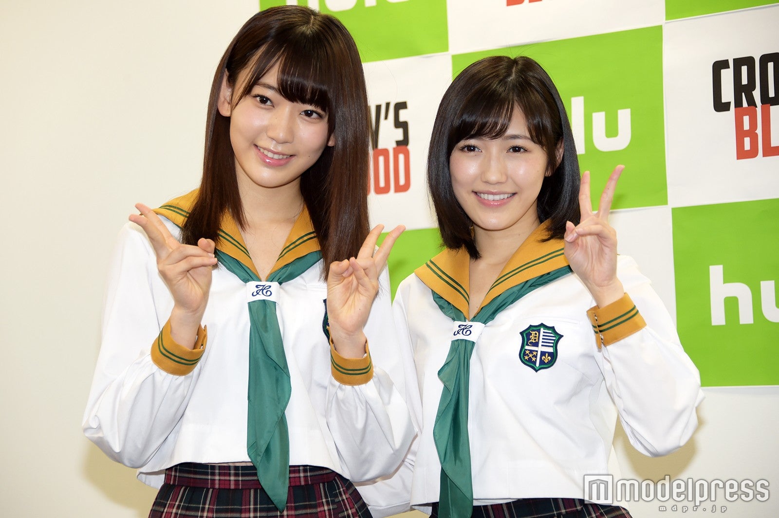 宮脇咲良、渡辺麻友（C）モデルプレス