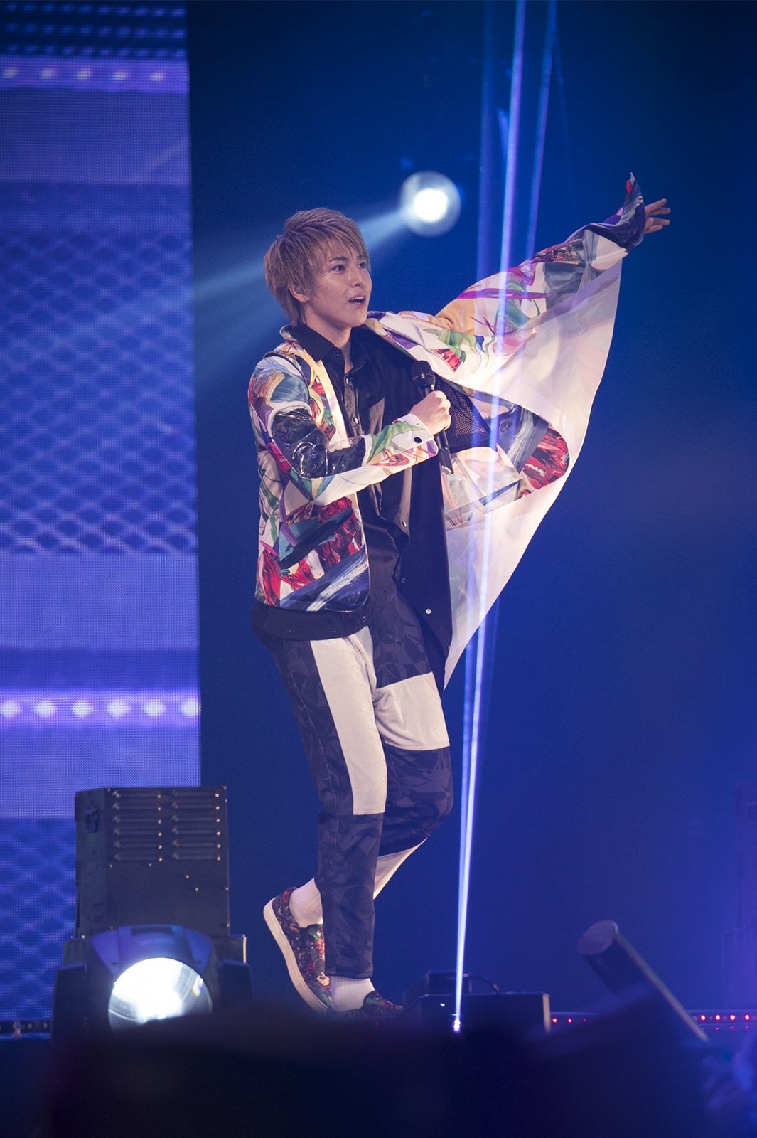 タカシ／日本武道館公演より（写真提供：スターダストレコーズ）