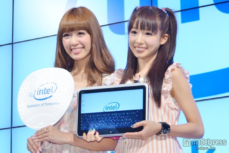 まあぴぴ（左）、ぴかりん（右）