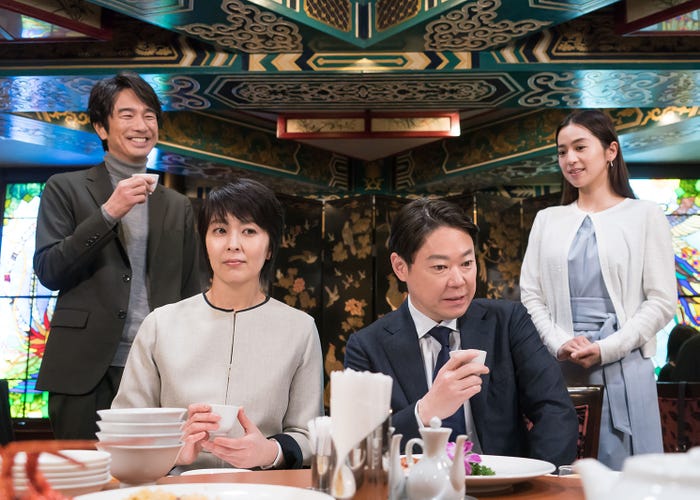 眞島秀和、松たか子、阿部サダヲ、中村アン(C)テレビ朝日