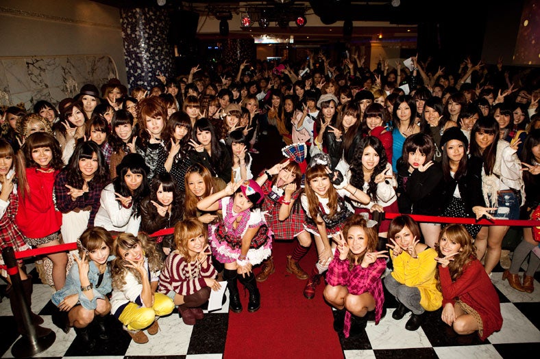 専属モデル総選挙！　人気雑誌の読モオーディション開催