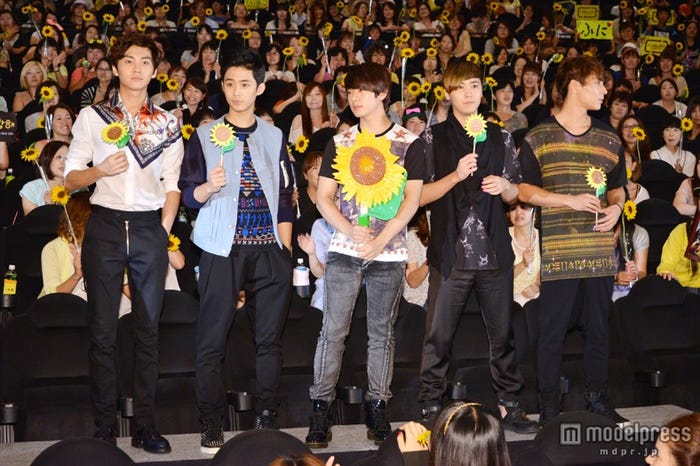 FTISLAND(左から:ソン・スンヒョン、イ・ジェジン、チェ・ミンファン、イ・ホンギ、チェ・ジョンフン)