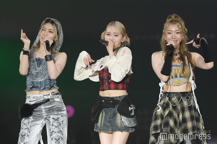 IS:SUE(C)モデルプレス