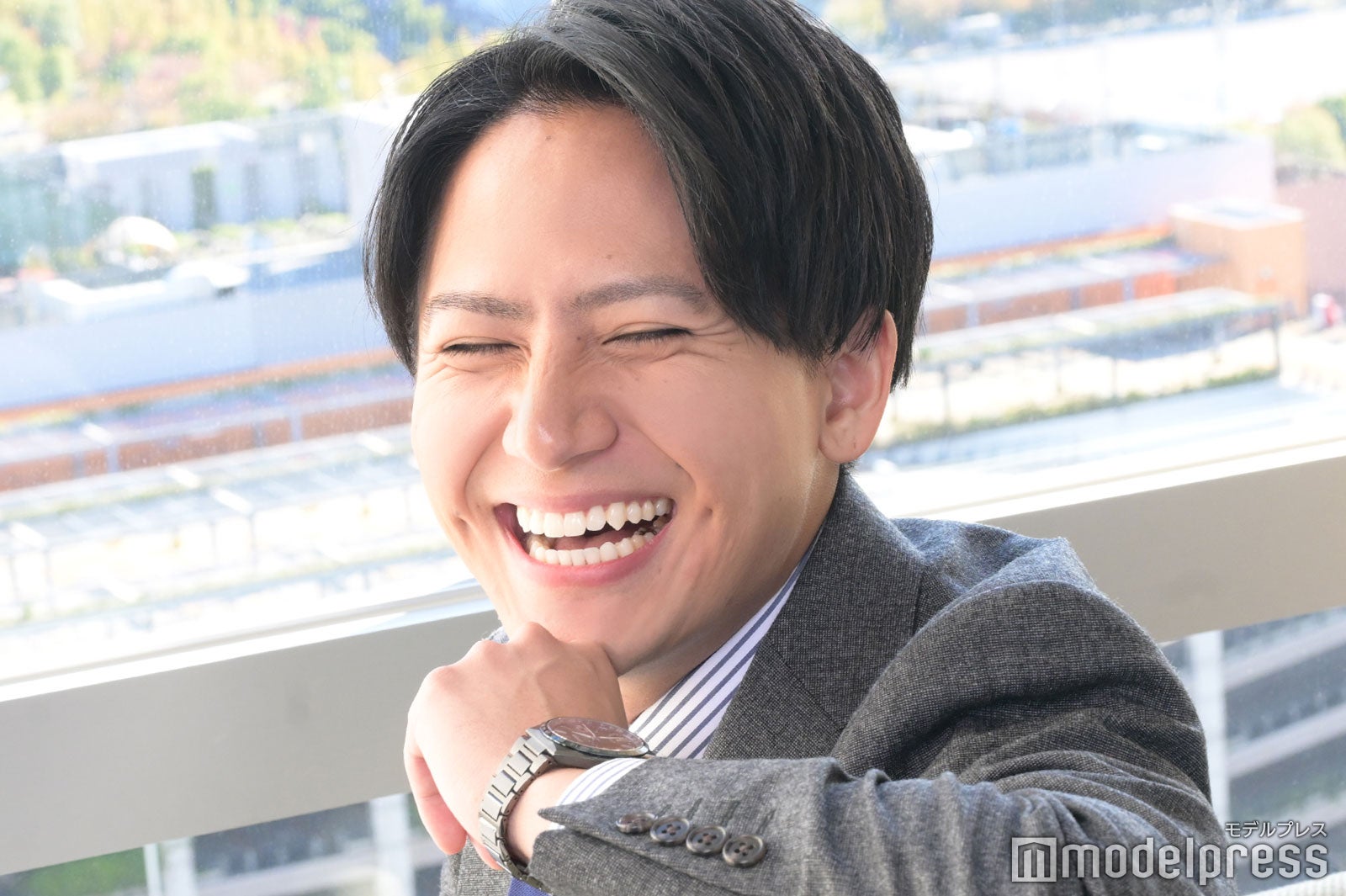 安宅晃樹アナ（C）モデルプレス