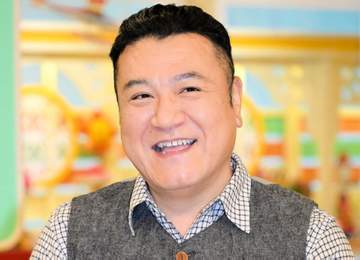 3女のパパ・アンタ山崎、娘達との全力すぎるプール遊び 驚がくの長時間に、藤本美貴「エッ、どういうこと？」