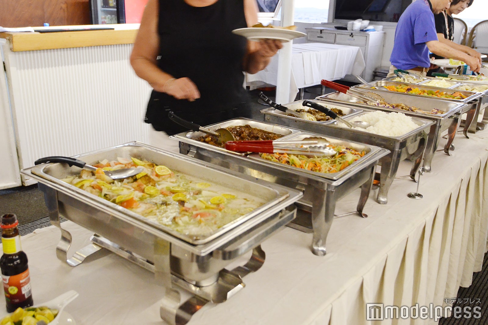 キャプテンクック サンセットディナークルーズ／フィジー（C）モデルプレス