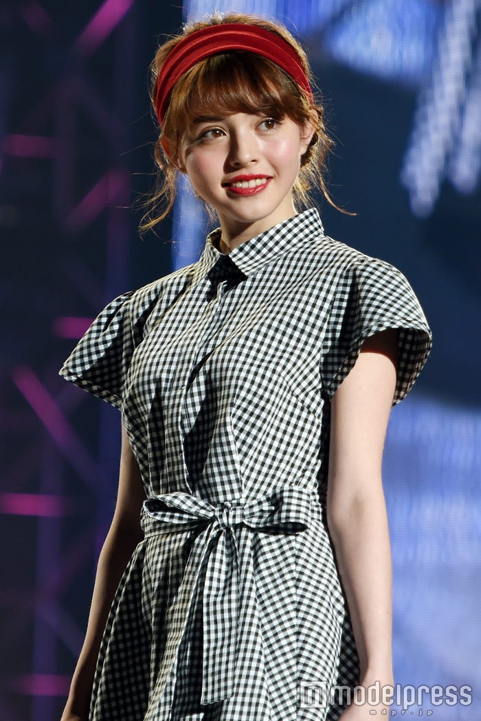 加藤ナナ(C)モデルプレス