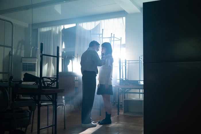 新原泰佑、永瀬莉子/ドラマ「17.3 about a sex」(C)AbemaTV