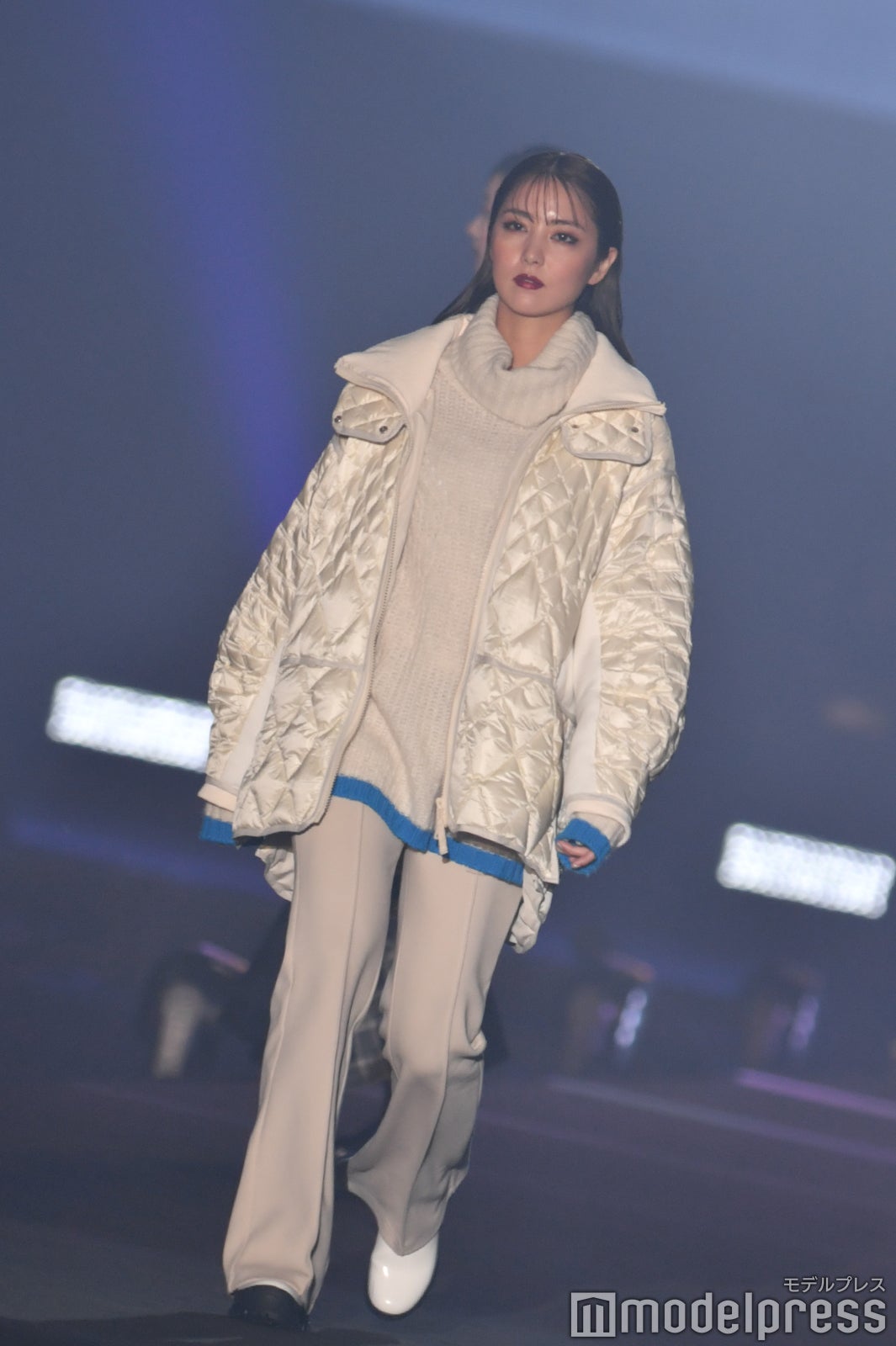 （C）モデルプレス