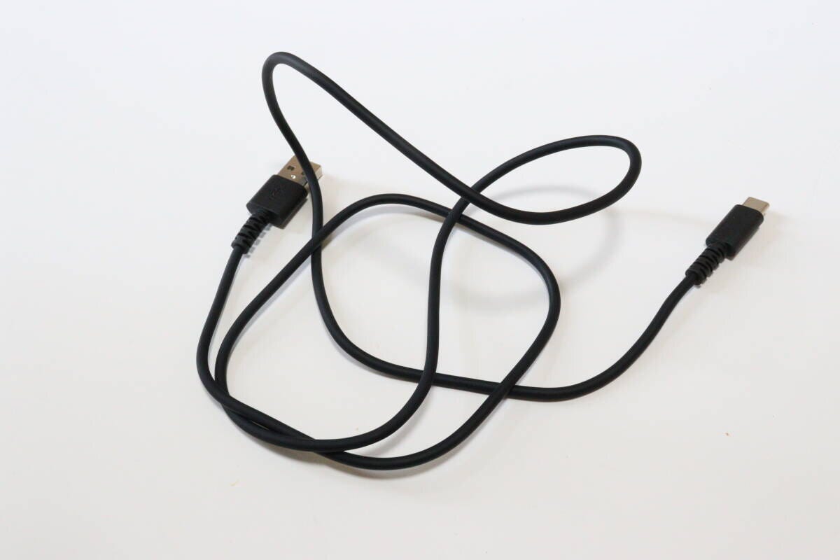 充電・転送ケーブル(Type-AーType-C、やわらかケーブル、ブラック) やわらかい 充電・転送ケーブル(Type-AーType-C、やわらかケーブル、ブラック) やわらかい