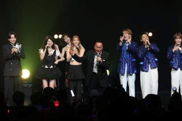 細川たかし 渋谷エンタメ祭にシークレットゲストで登場 アイドルファンの前で「北酒場」を熱唱