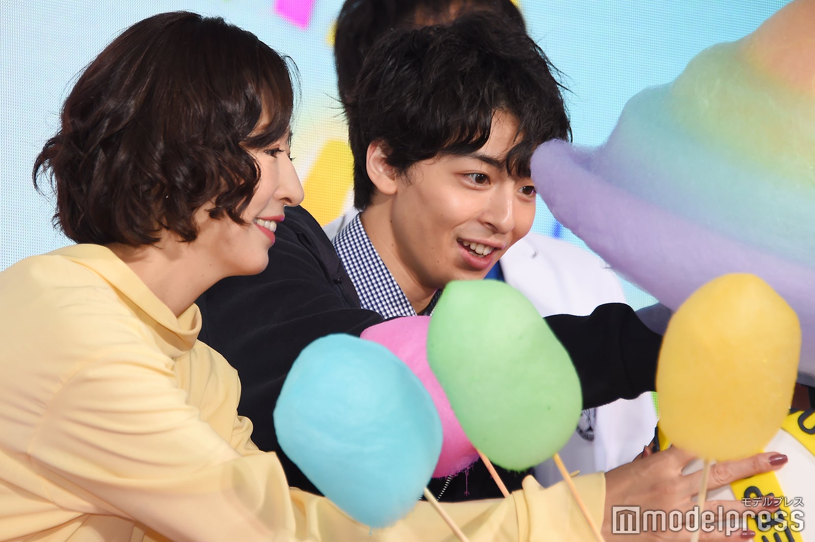 松雪泰子、高杉真宙 （C）モデルプレス