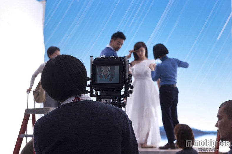 深田恭子／「ポカリスエット　イオンウォーター」の新CM「登場」篇のメイキング