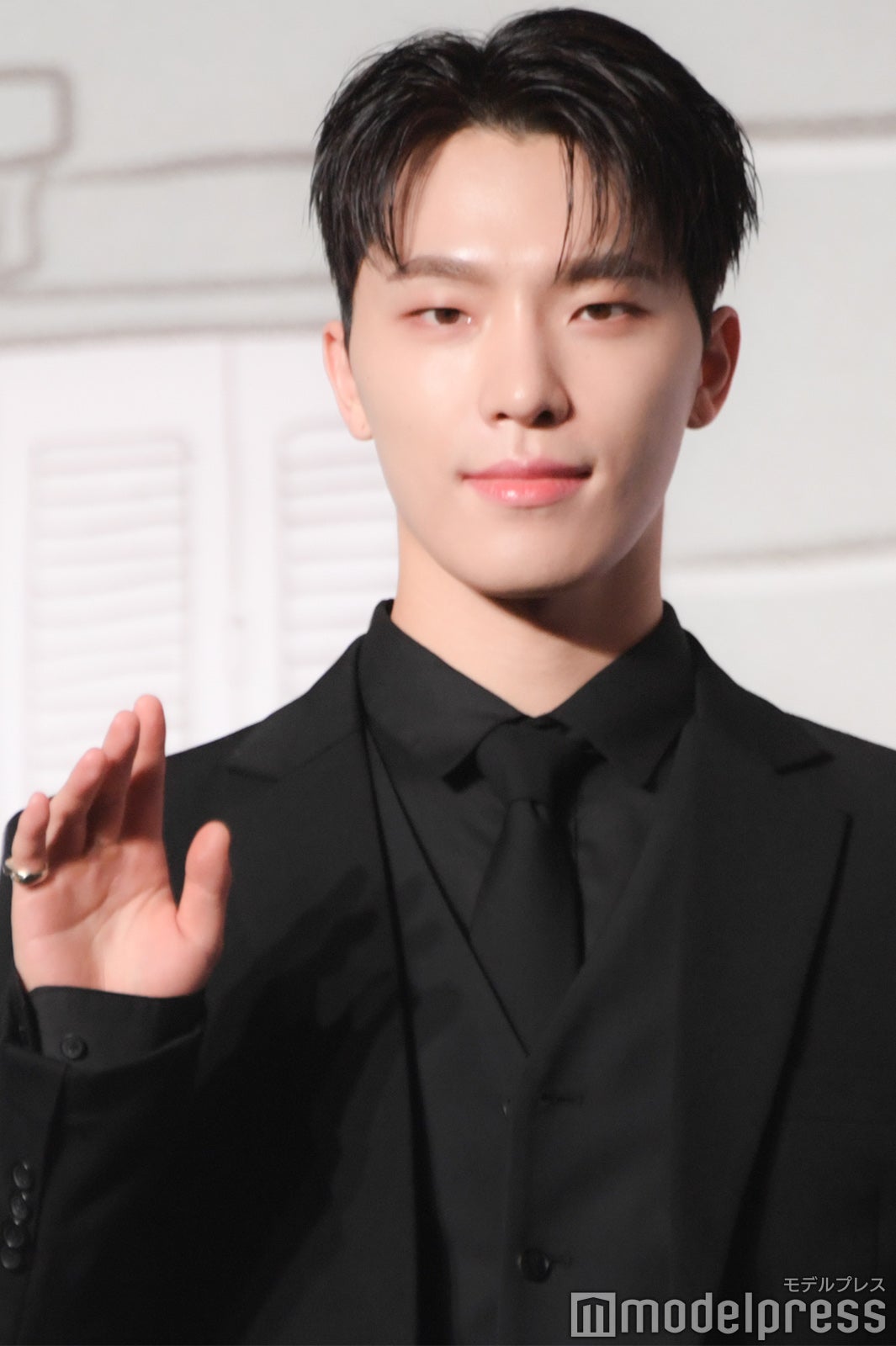 DINO（ディノ）（C）モデルプレス