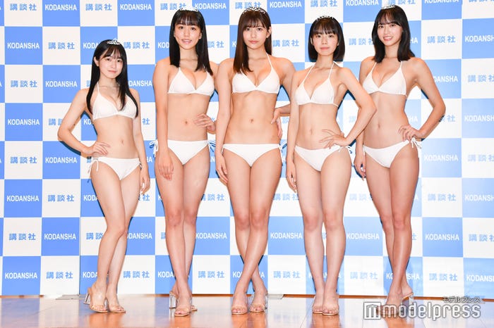 (左から)早川渚紗、後藤真桜、新井遥、菊地姫奈、大槻りこ (C)モデルプレス