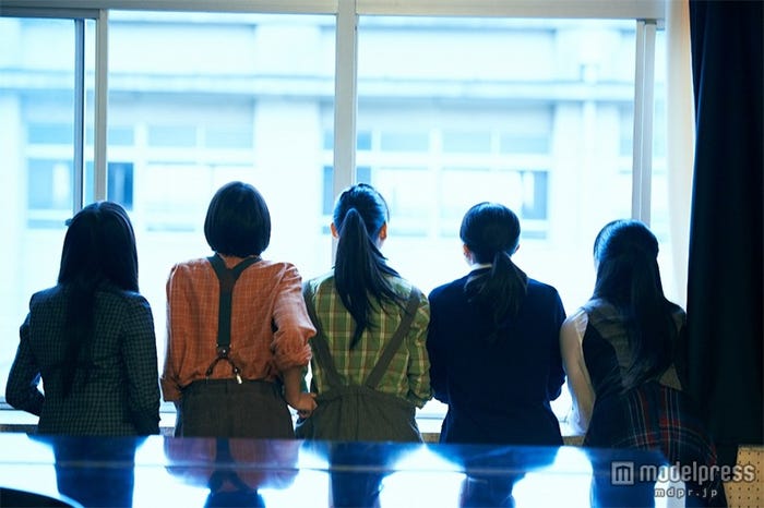 ももいろクローバーZ(C)2015「幕が上がる」製作委員会