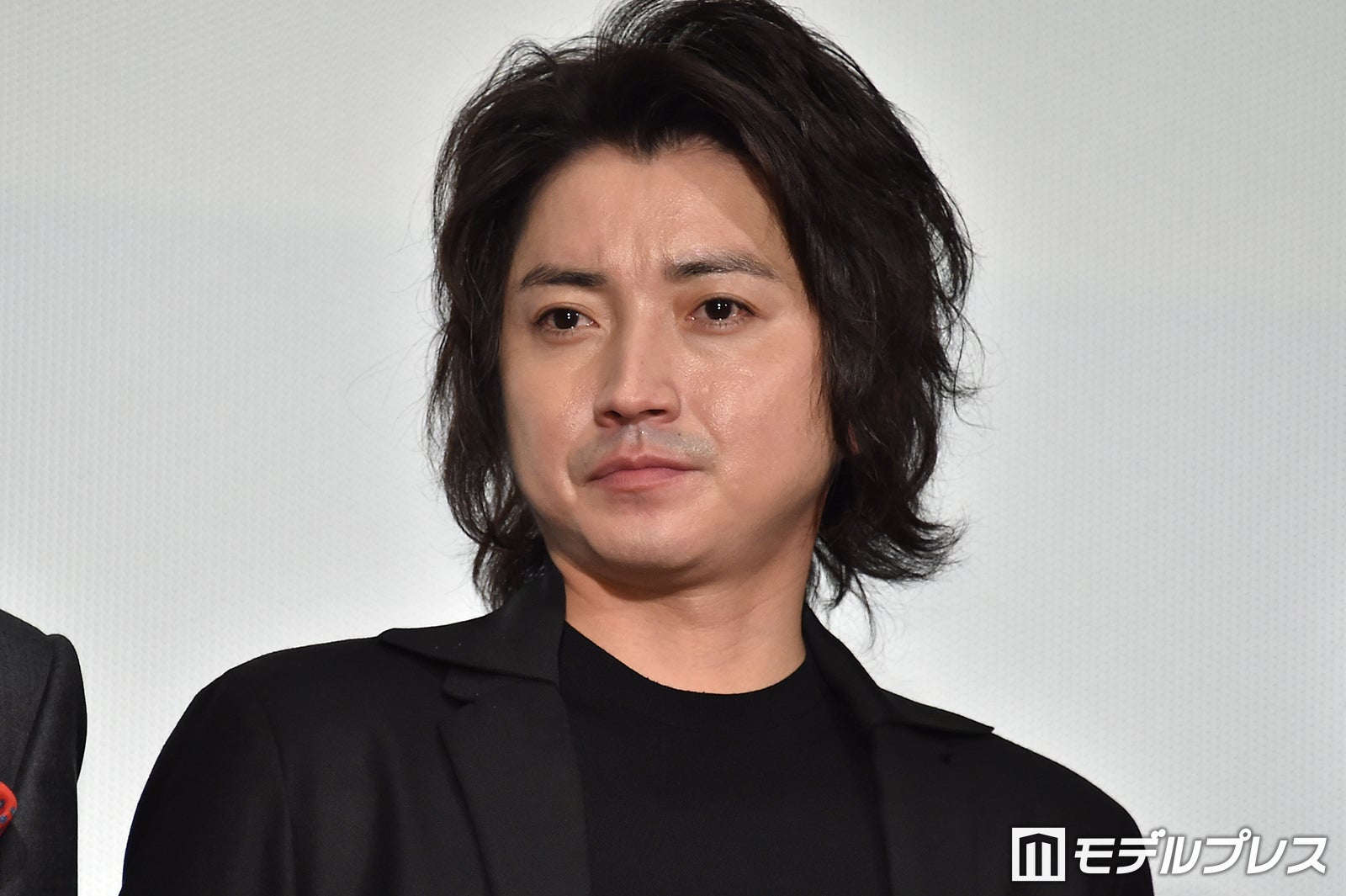 藤原竜也 親友 小栗旬を心配 寂しいみたいですね モデルプレス