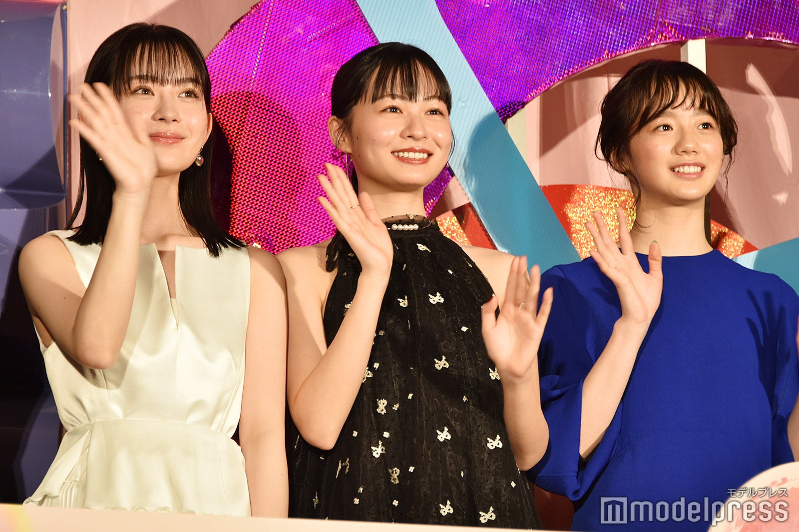 畑芽育、莉子、中島瑠菜（C）モデルプレス