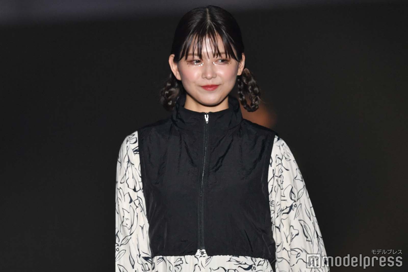 渡邉理佐（C）モデルプレス