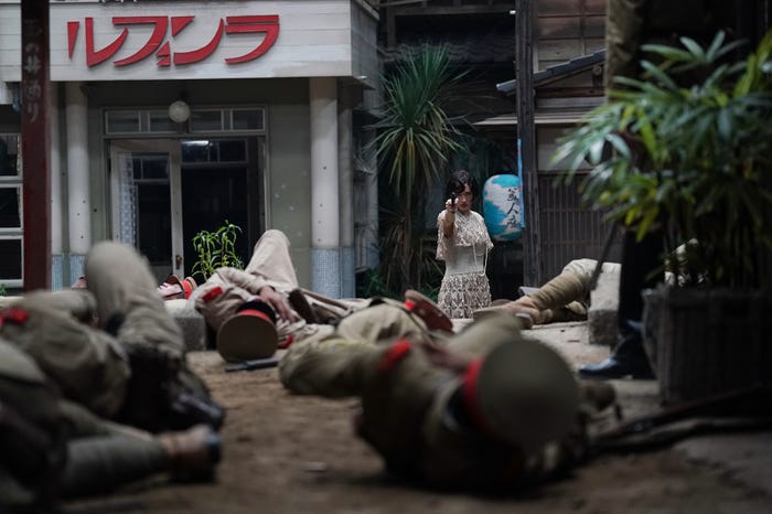 綾瀬はるか(C)2023「リボルバー・リリー」フィルムパートナーズ