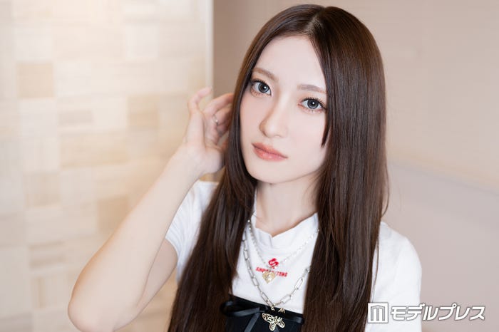 (C)モデルプレス