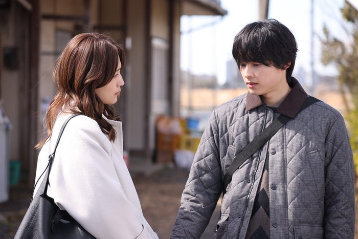 川口春奈、松村北斗「アンサンブル」最終話(C)日本テレビ