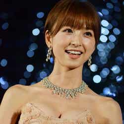 篠田麻里子