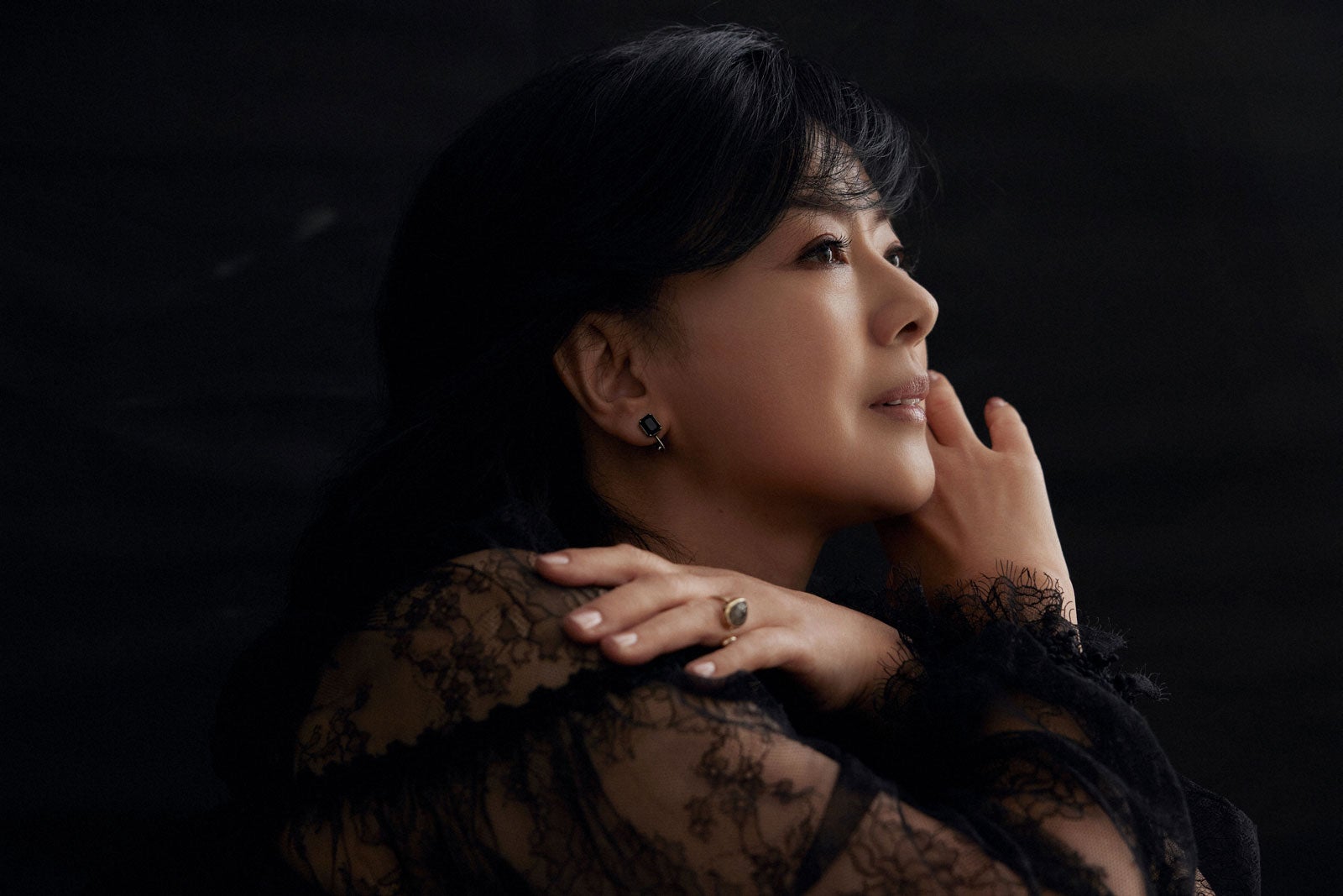 薬師丸ひろ子「紅白」で「セーラー服と機関銃」歌唱へ 特別企画に出演決定