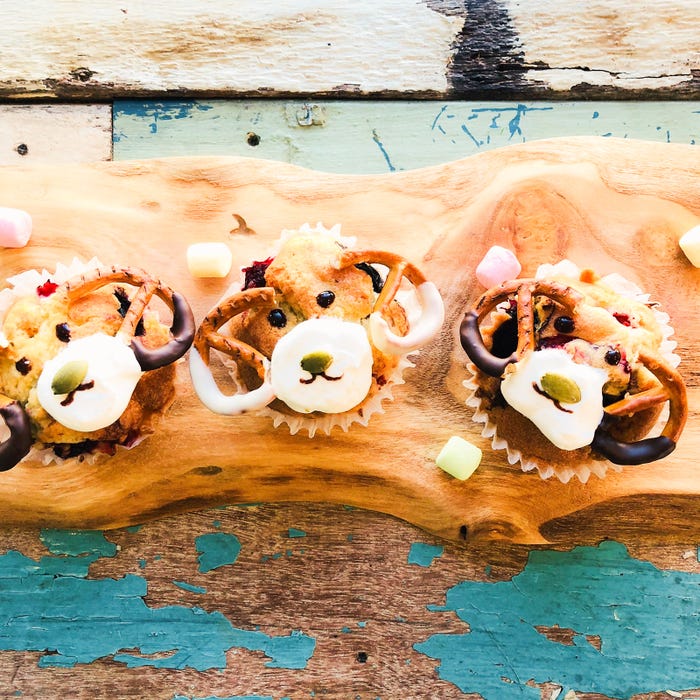 戌モチーフのカップケーキ/画像提供:柏原歩