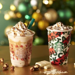Xmasツリーで乾杯♪スタバ新作「ナッティ ホワイト チョコレート フラペチーノ®」を最速レビュー