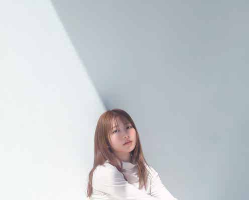 “彼女にしたい声優No.1”青山なぎさ、ショーパンから美脚のぞく 抜群スタイル披露