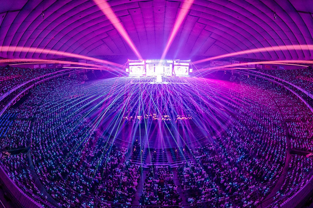 IVE「IVE THE 1ST WORLD TOUR ‘SHOW WHAT I HAVE’」より（C）撮影：田中聖太郎写真事務所