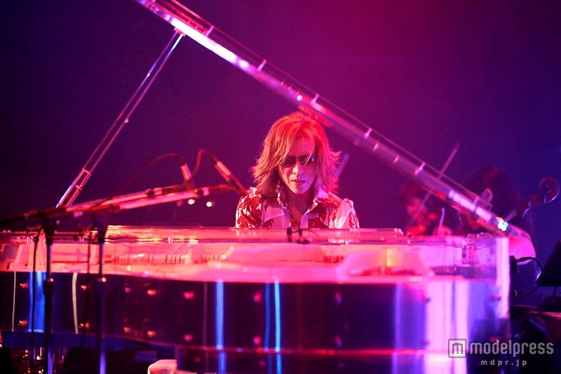 YOSHIKI