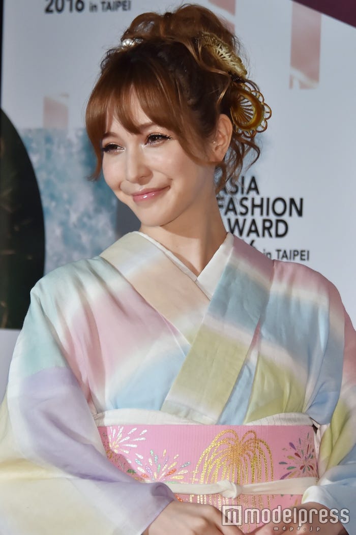 藤井リナ(C)モデルプレス