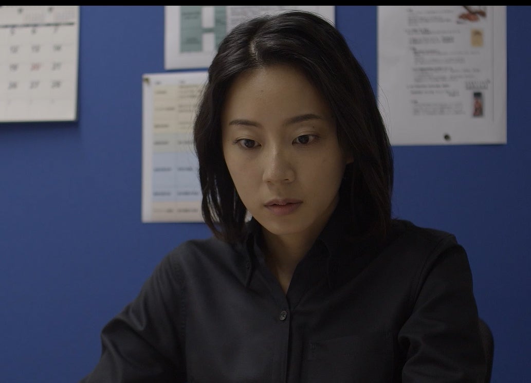 大西礼芳「夜明けまでバス停で」より（C）2022「夜明けまでバス停で」製作委員会