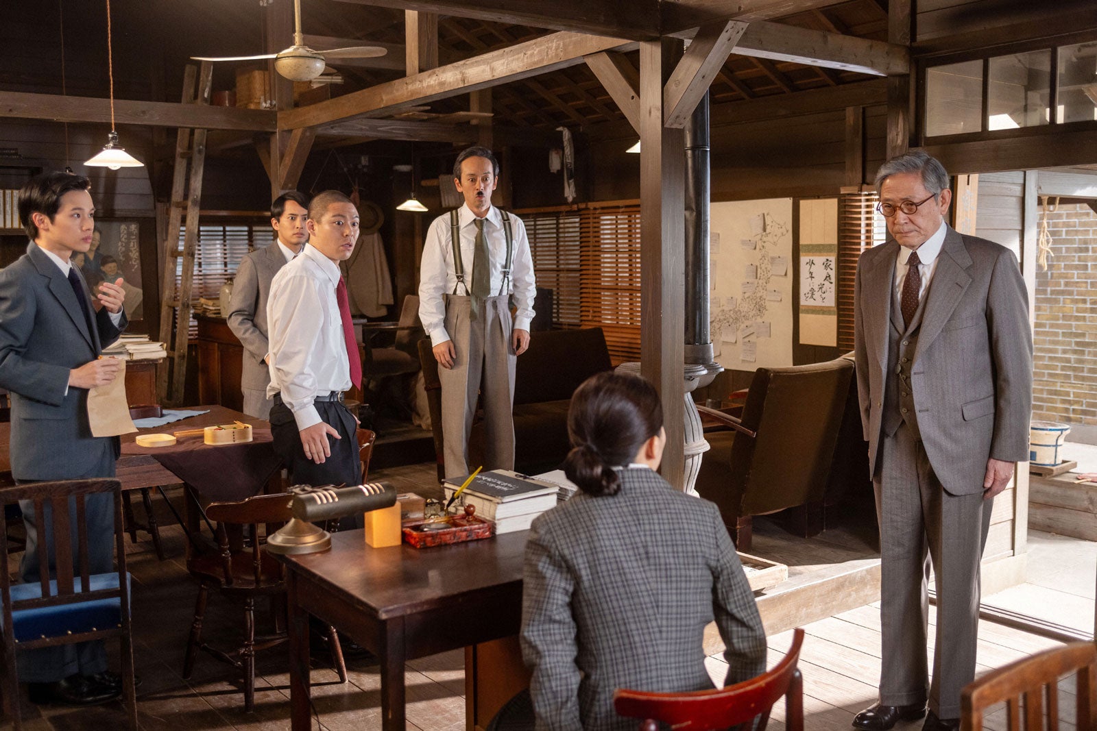 滝藤賢一、伊藤沙莉、小林薫「虎に翼」第70話（C）NHK