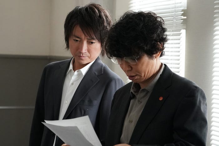 藤原竜也、ユースケ・サンタマリア「全領域異常解決室」第9話(C)フジテレビ