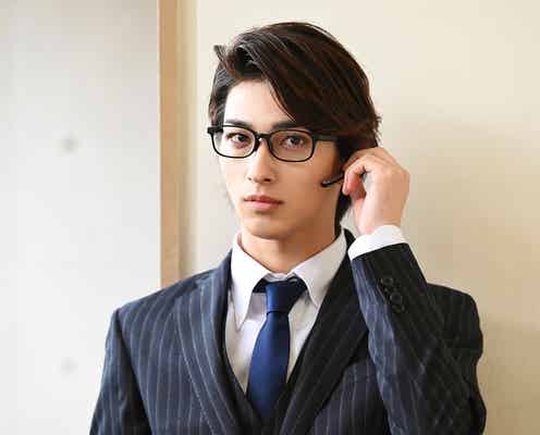 横浜流星に大ピンチ?警備員に追いかけられ逃げまどう 「シロクロ」第4話場面カット公開