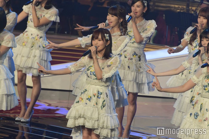Akb48 山本彩センターで4年ぶり大賞目指す 卒業直前 島崎遥香も闘志あらわに レコ大 モデルプレス Akb48 山本彩センターで4年ぶり大賞目指す 卒業直前 島崎遥香も闘志あらわに レコ大 モデルプレス